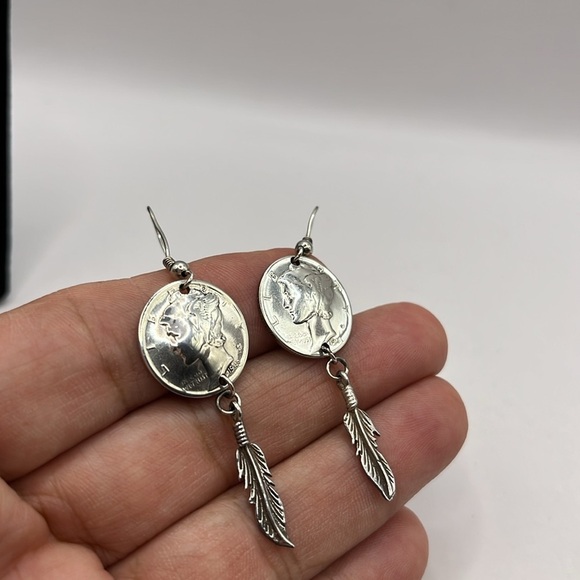 Vintage Mercury Dime Dangle Feather Earrings 1944 and 1945. Silver Mercury Dime - Picture 5 of 13